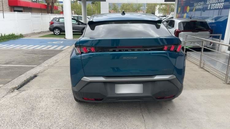 Peugeot 3008 1.2 Premiere Mhev 4x2 136 Edct At 5p año 2025