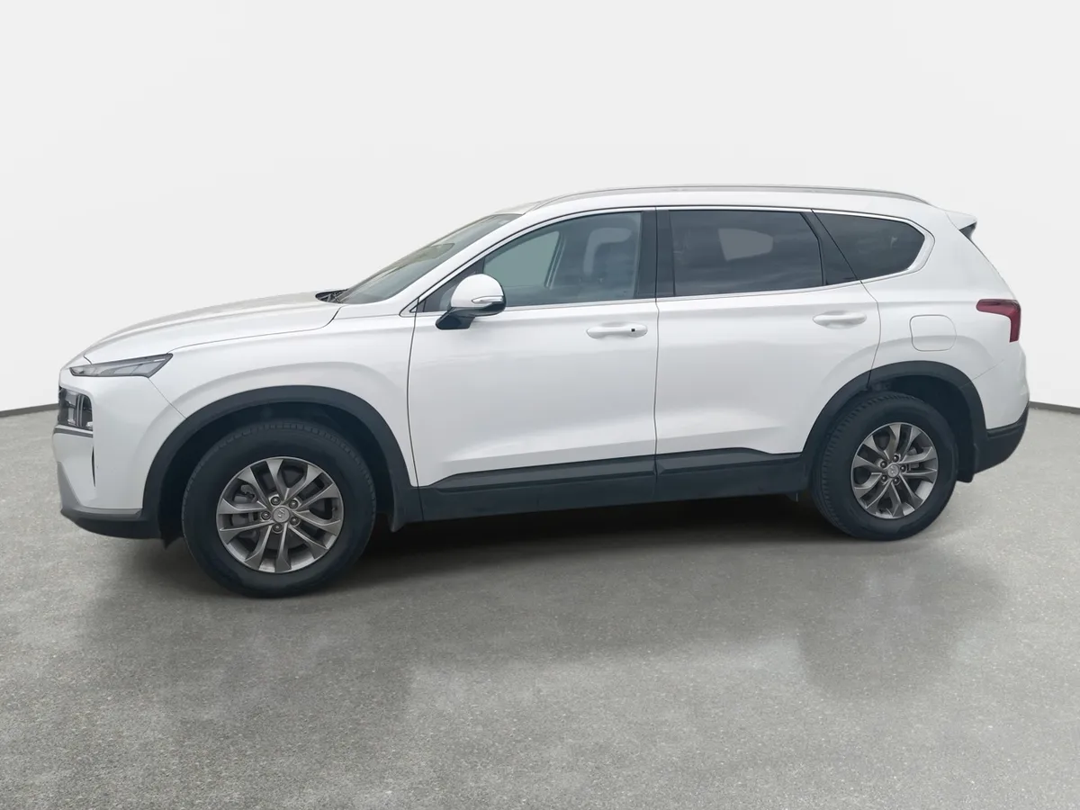 Hyundai Santa Fe 2.5 Plus Fl 2wd At 5p año 2023