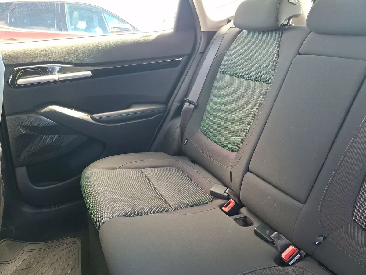 Kia Seltos 1.5 Ex 4x2 6mt 5p año 2025