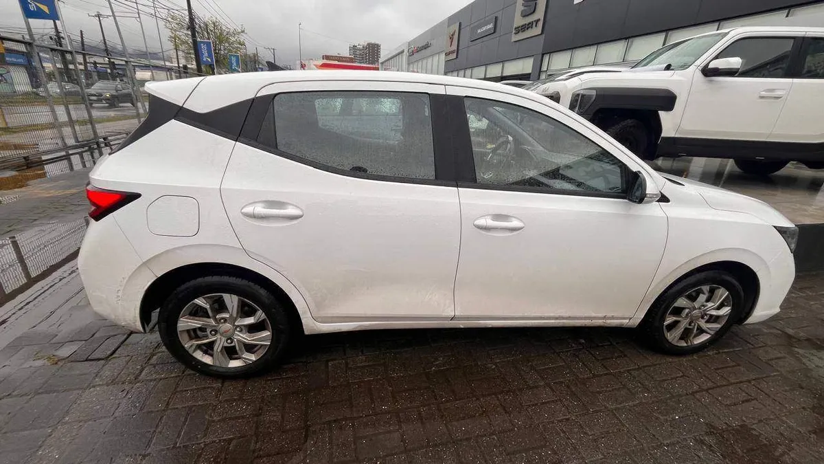 Chevrolet Sail 1.5 Ltz S 4x2 Hb Mt 5p año 2026