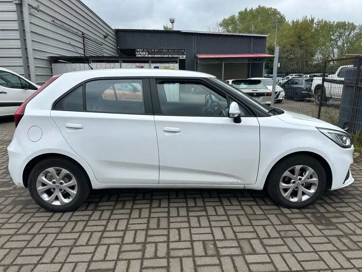 MG Mg 3 1.5 Std 4x2 Hb Mt 5p año 2024