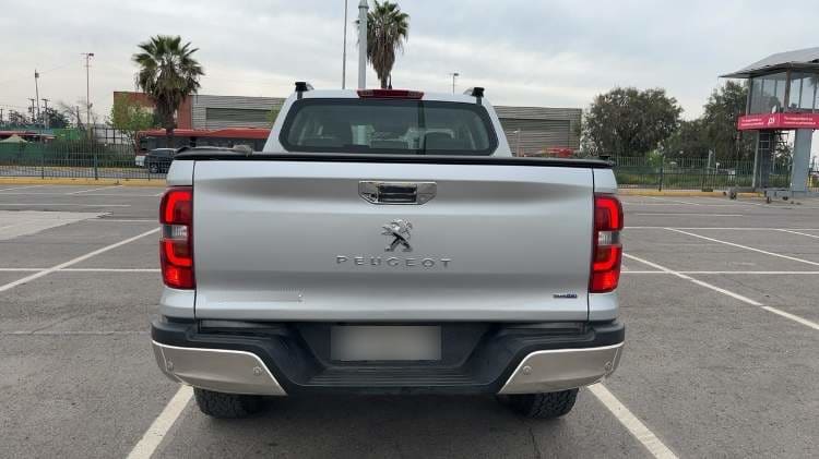 Peugeot Landtrek 2.2 Action4 Bluehdi Diesel 4x4 180hp At 4p año 2024
