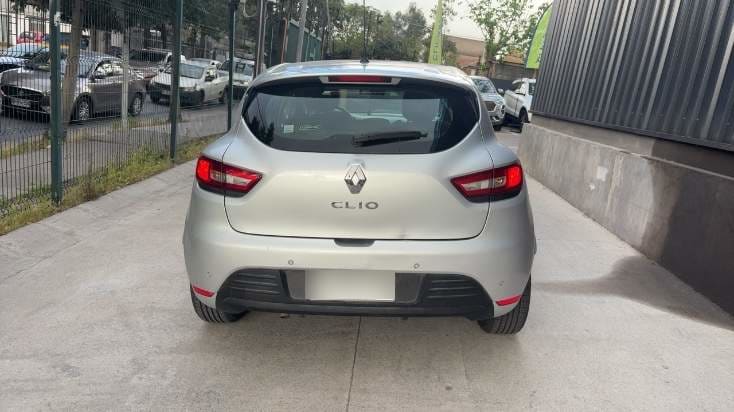 Renault Clio 1.2 Expression 4x2 Hb Mt 5p año 2019