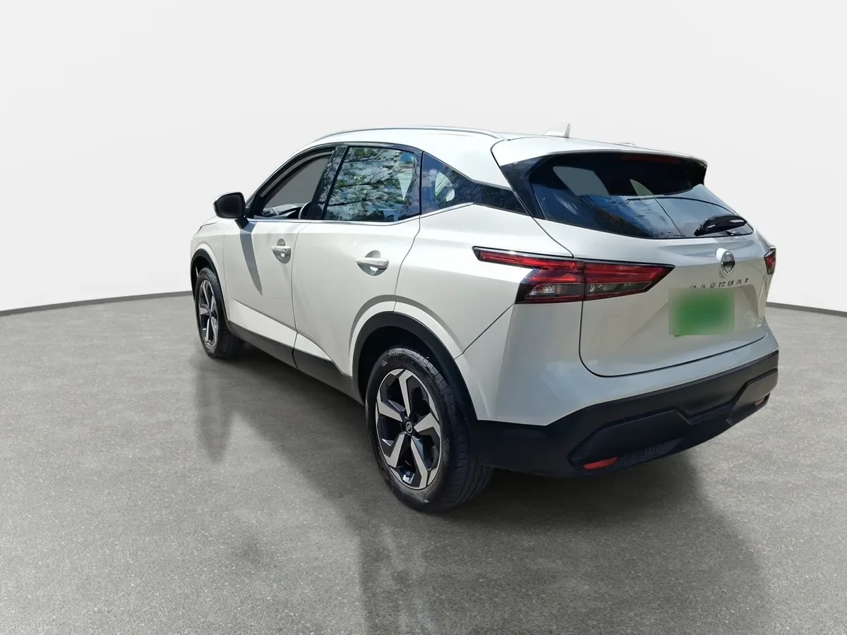 Nissan Qashqai 1.3t Sense 2wd Mt 5p año 2023
