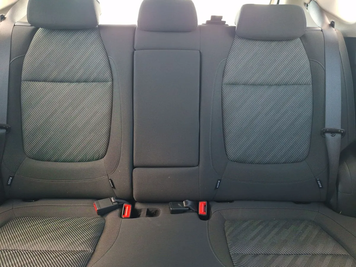 Kia Seltos 1.5 Ex 4x2 6mt 5p año 2025