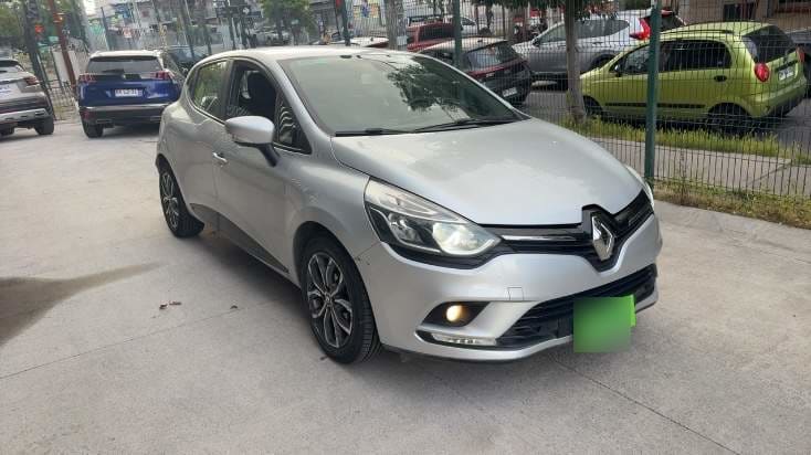 Renault Clio 1.2 Expression 4x2 Hb Mt 5p año 2019