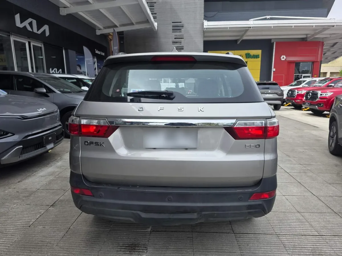 DFSK 560 1.8 Comfort 4x2 Mt 5p año 2025