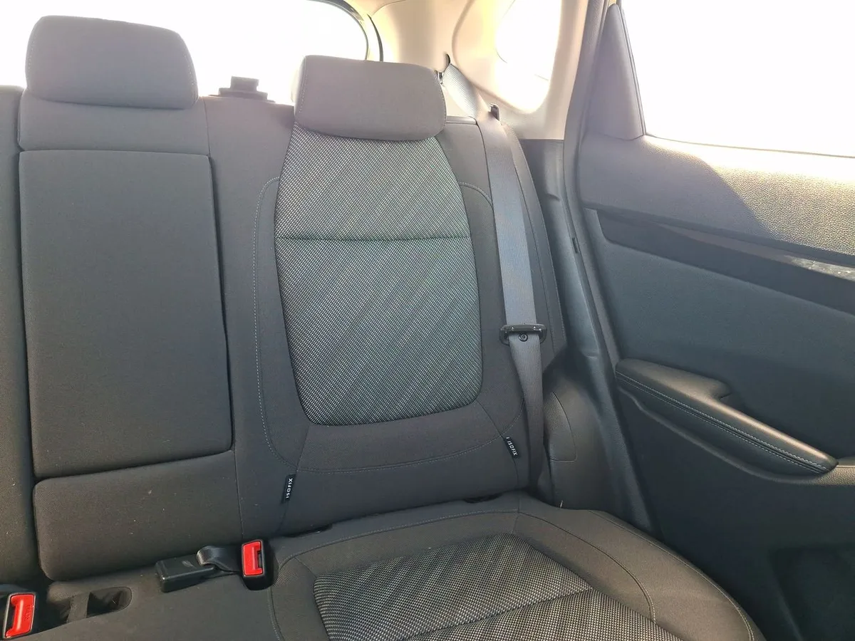 Kia Seltos 1.5 Ex 4x2 6mt 5p año 2025