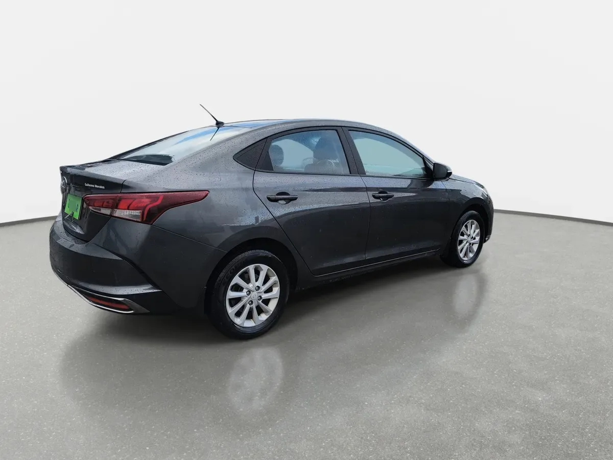 Hyundai Accent 1.4 Hci Value 4x2 Mt 4p año 2021