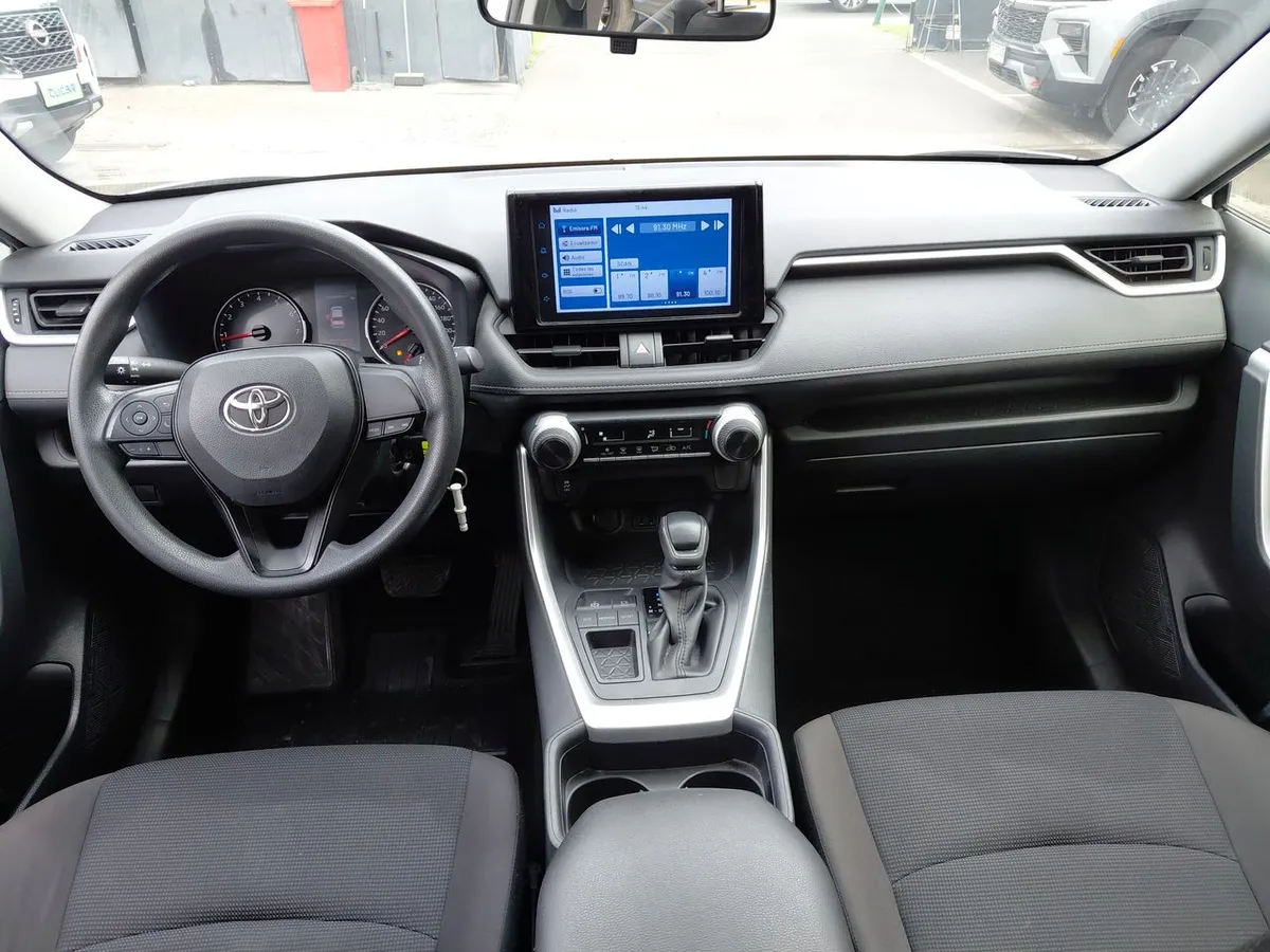 Toyota Rav 4 2.0 Le 4x2 Cvt At 5p año 2022