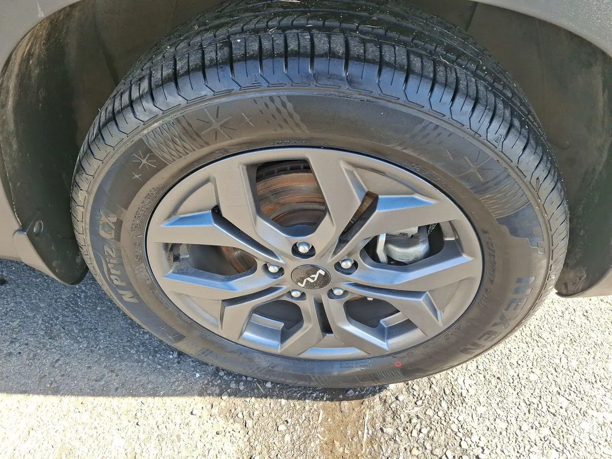 Kia Seltos 1.5 Ex 4x2 6mt 5p año 2025