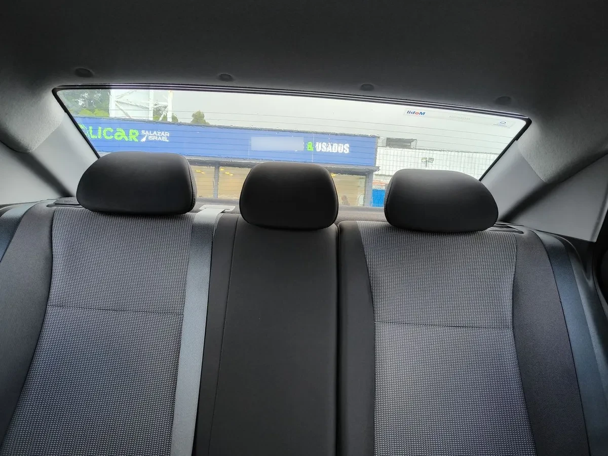 Hyundai Accent 1.4 Hci Value 4x2 Mt 4p año 2021