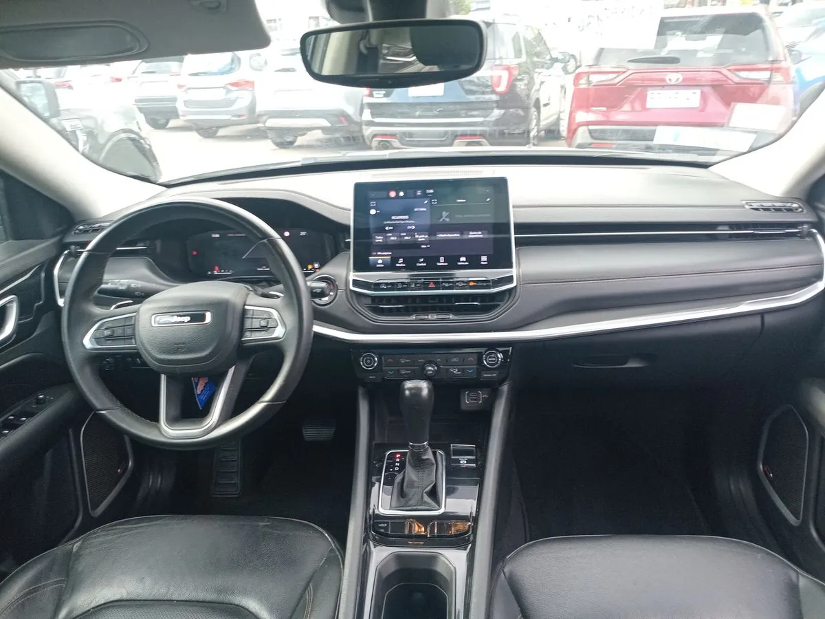 Jeep Compass 1.3 Limited 4x2 At 5p año 2023