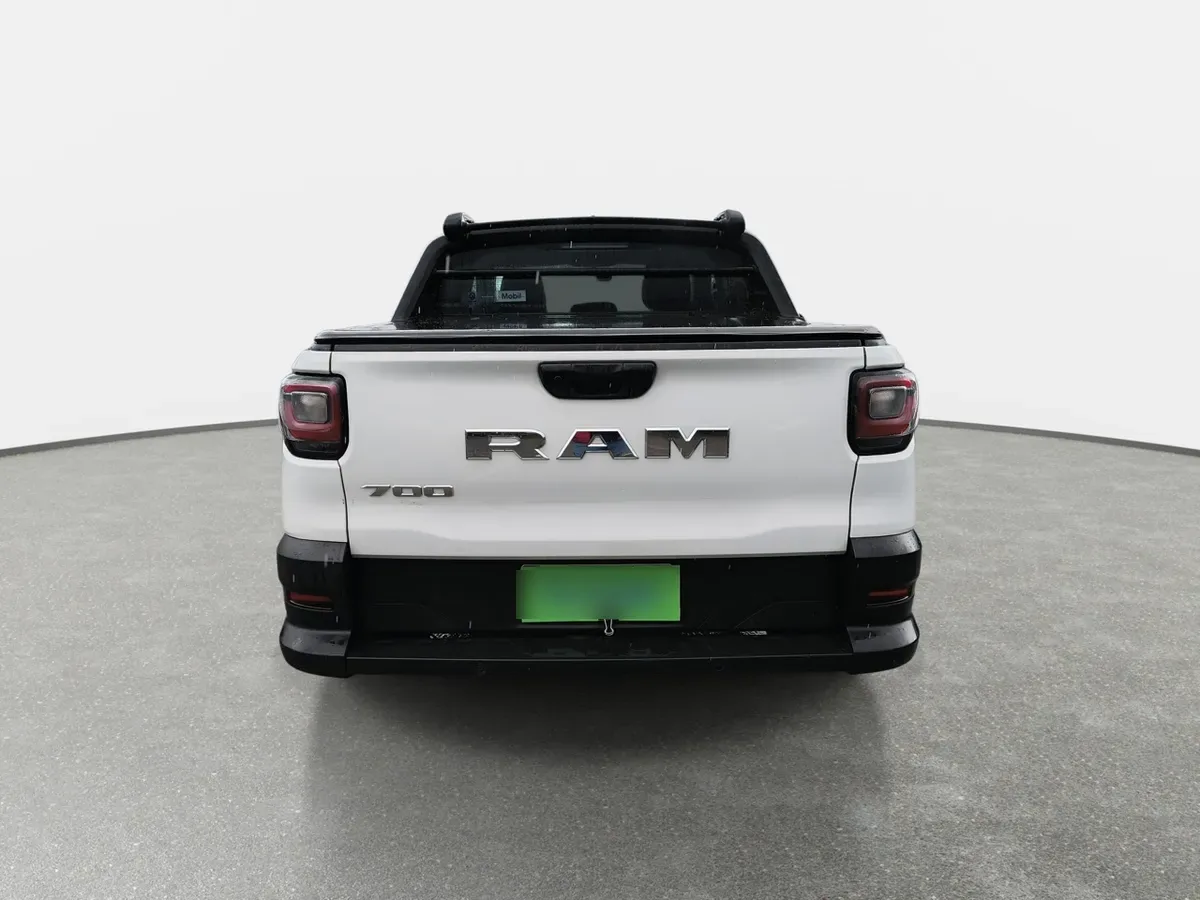 Ram 700 1.3 Slt 4x2 Dob. Cab. Mt 4p año 2026