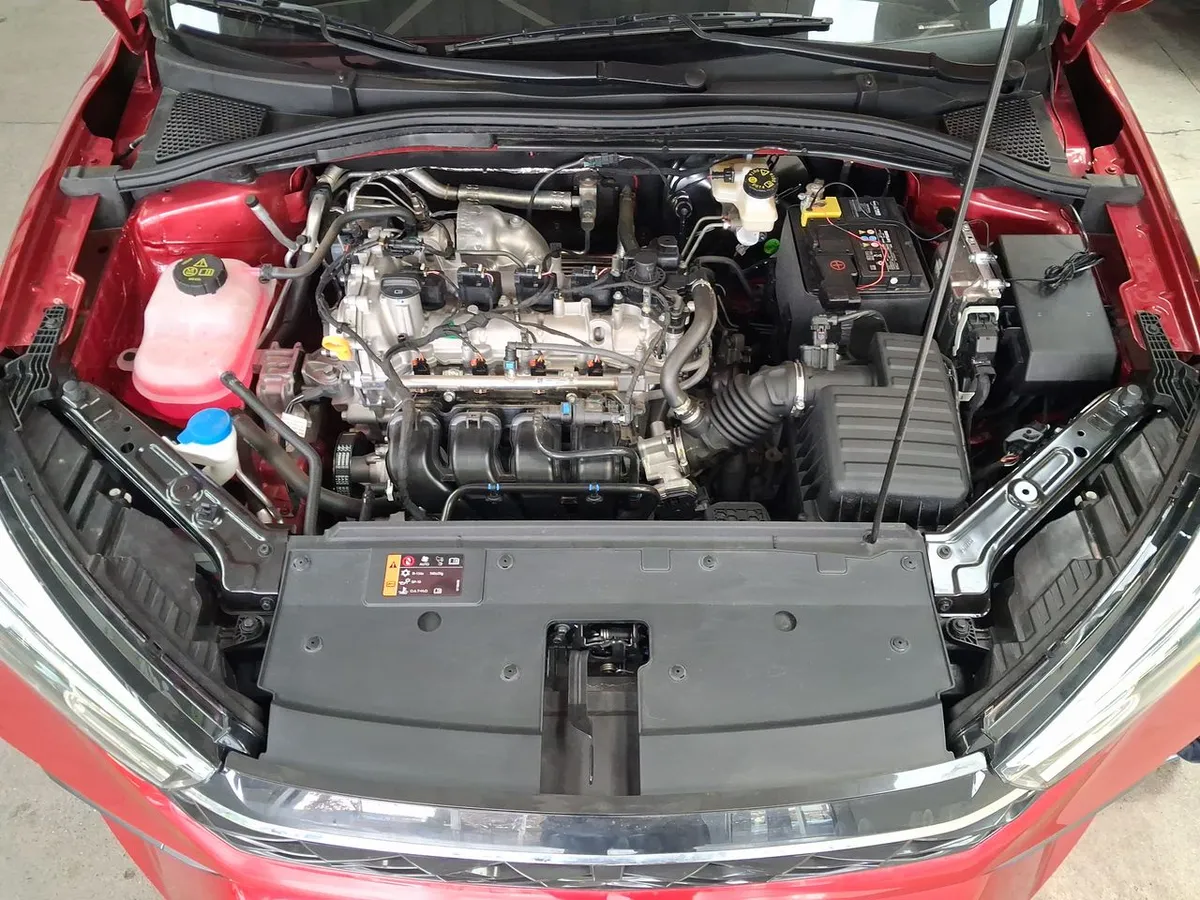 MG 5 1.5 Com 4x2 Mt 4p año 2026