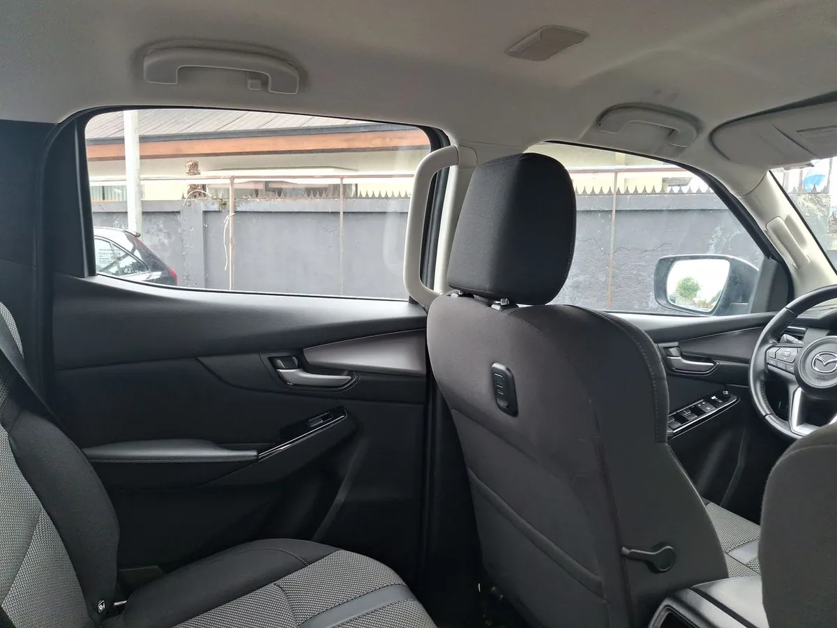 Mazda Bt-50 3.0 High Diesel 4x4 Dob.cab. 6at 4p año 2023