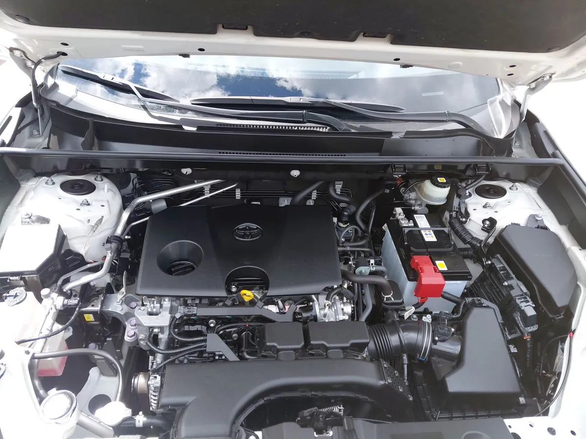Toyota Rav 4 2.0 Le 4x2 Cvt At 5p año 2022