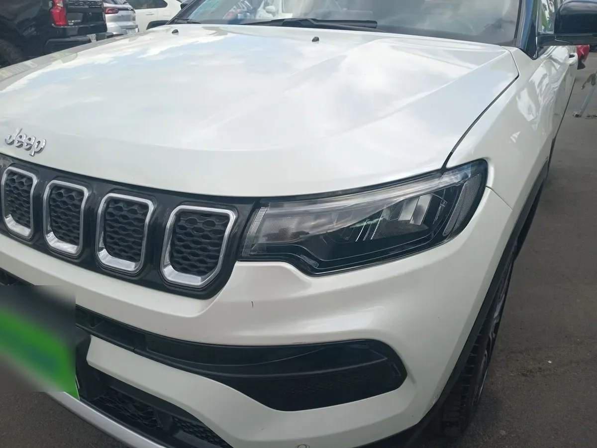 Jeep Compass 1.3 Limited 4x2 At 5p año 2023