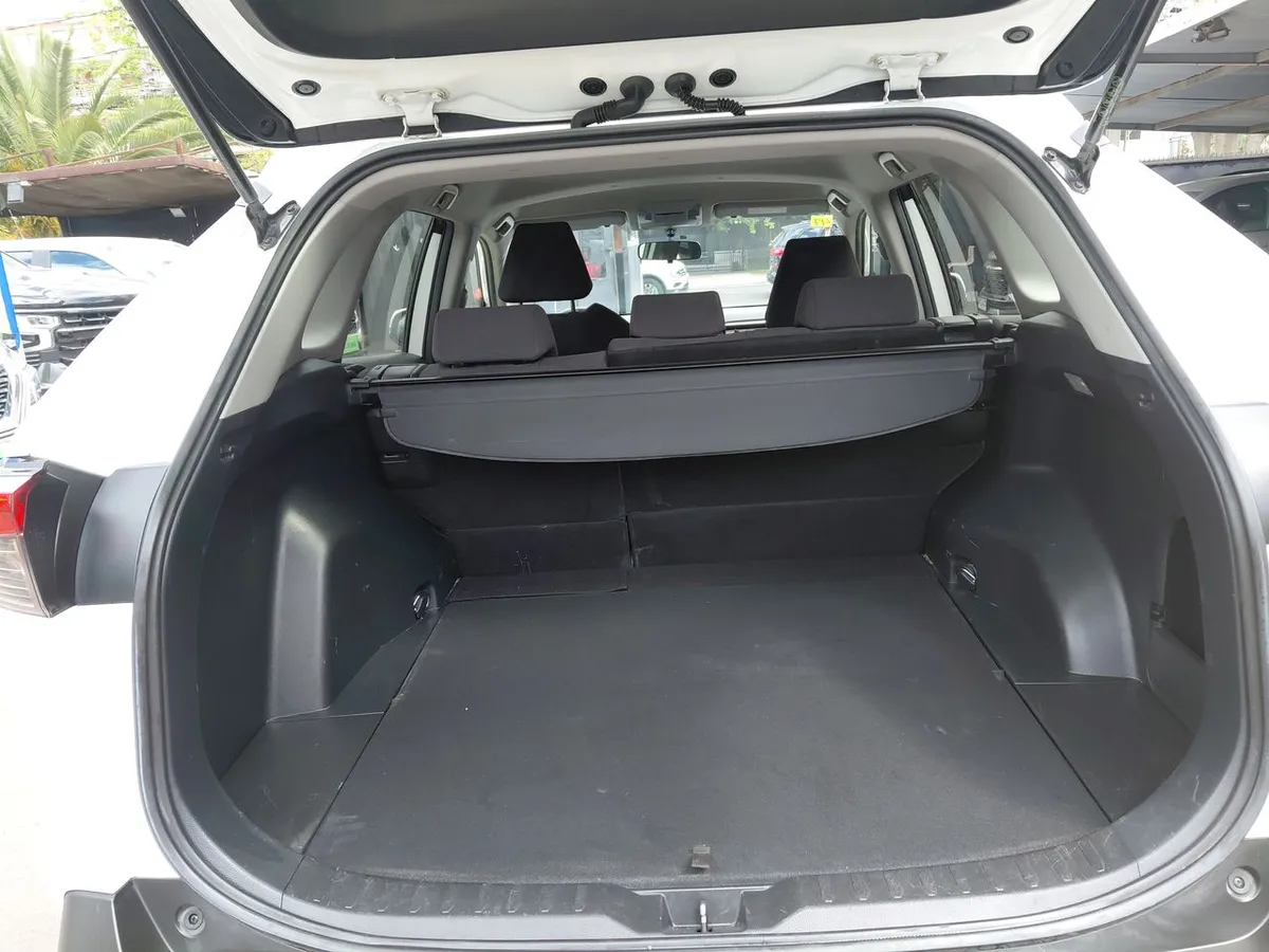 Toyota Rav 4 2.0 Le 4x2 Cvt At 5p año 2022