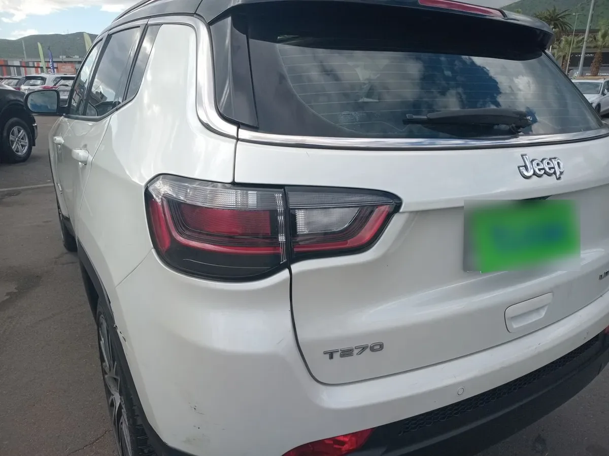 Jeep Compass 1.3 Limited 4x2 At 5p año 2023