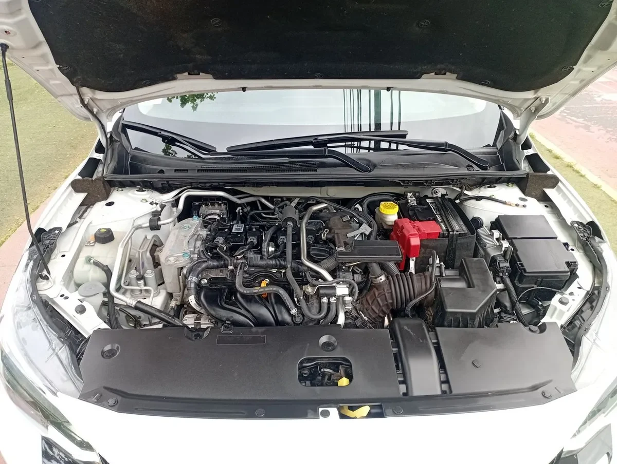 Nissan Sentra 2.0 Advance 4x2 Cvt At 4p año 2025