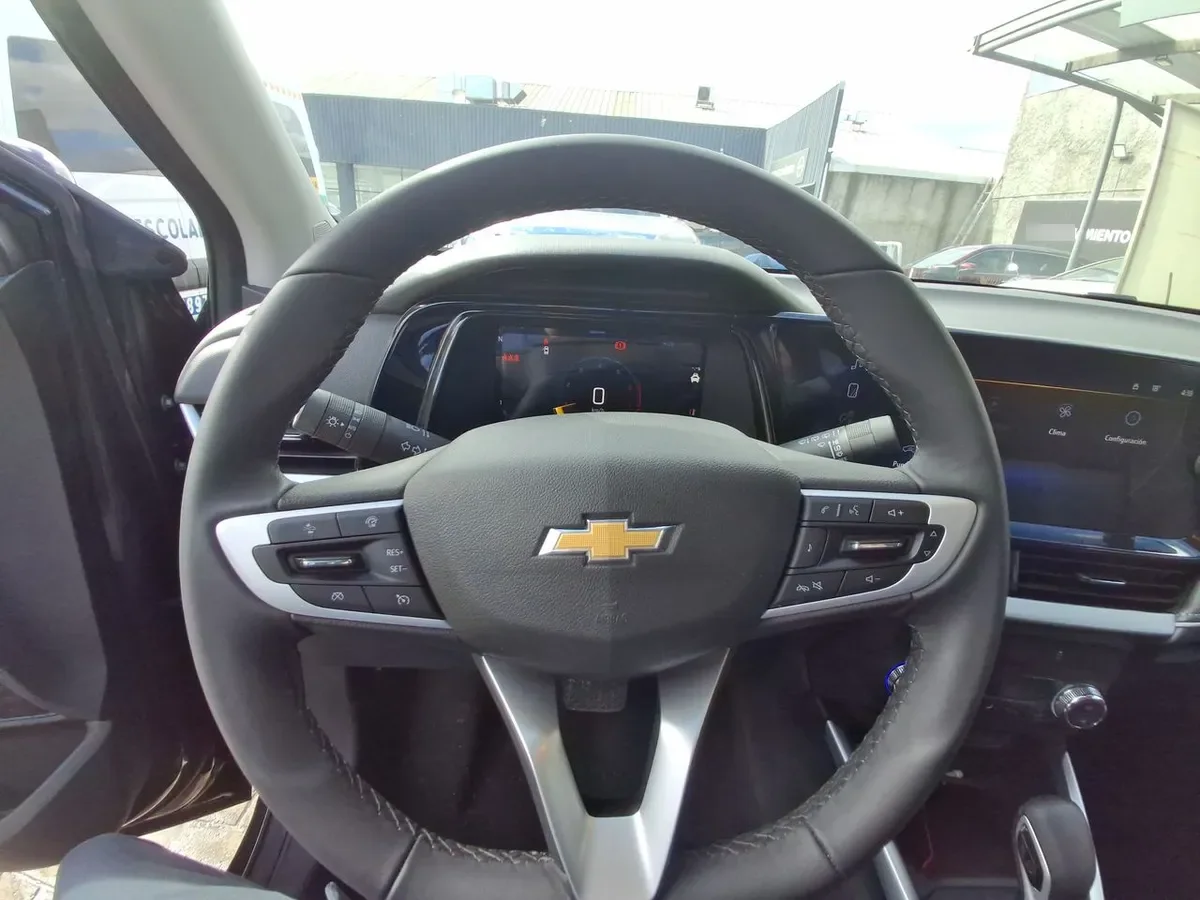 Chevrolet Tracker 1.2t Ltz T 4x2 At 5p año 2026