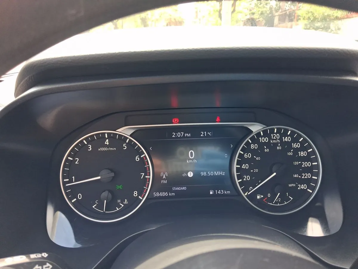 Nissan Qashqai 1.3t Sense 2wd Mt 5p año 2023