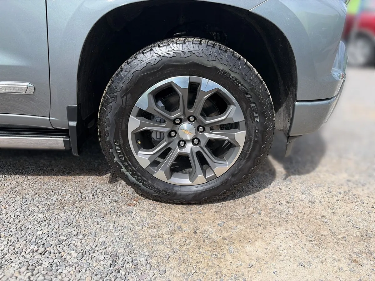 Chevrolet Silverado 3.0 High Country 4x4 At 4p año 2026