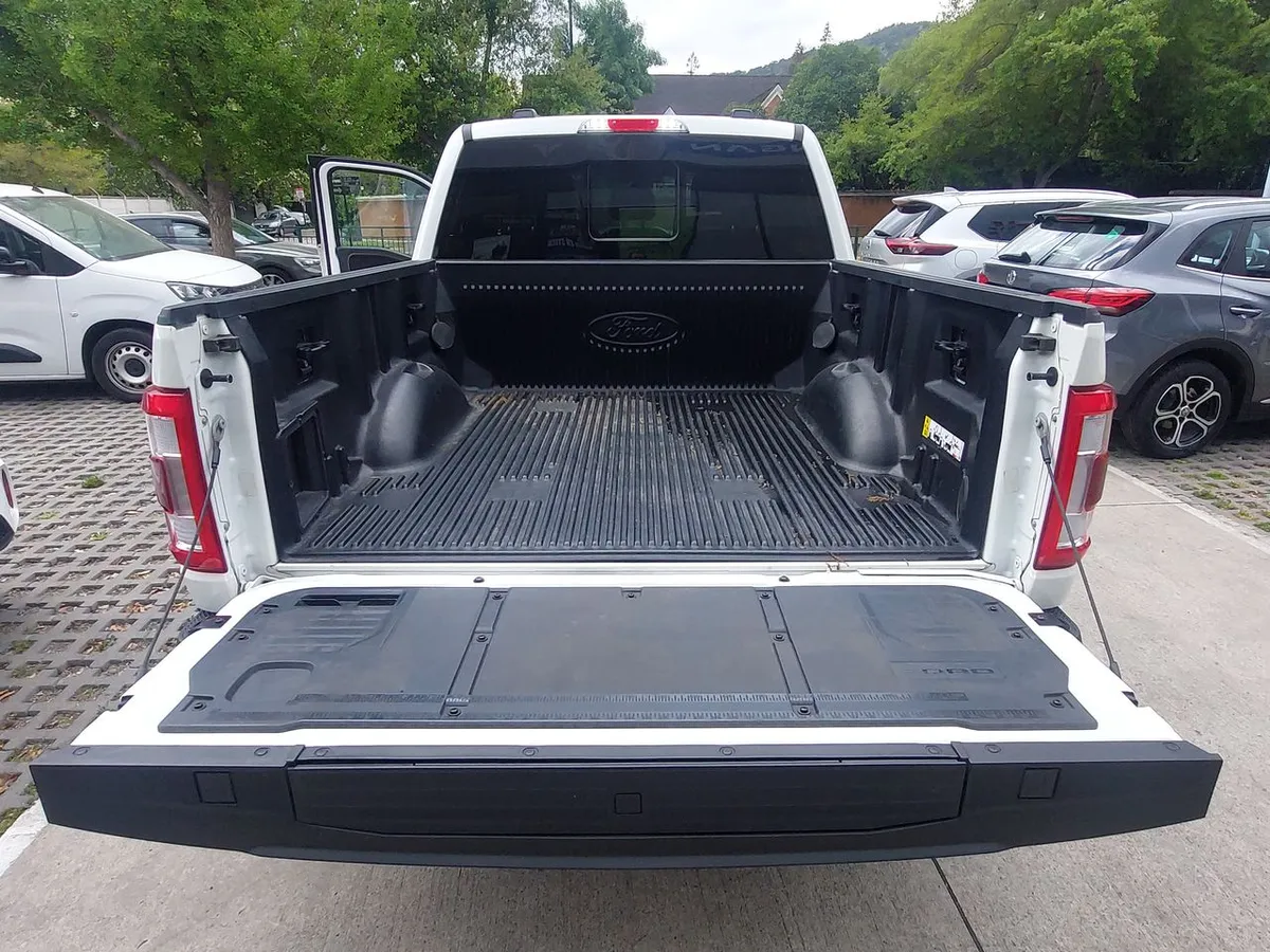 Ford F-150 3.5 Platinum Cc Dob. Cab. 4x4 At 4p año 2024