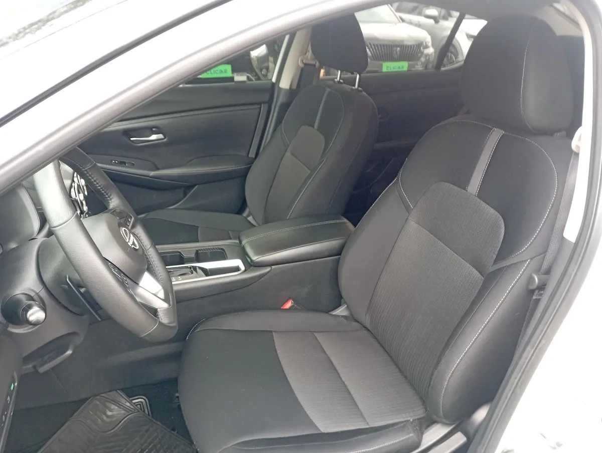 Nissan Sentra 2.0 Advance 4x2 Cvt At 4p año 2025