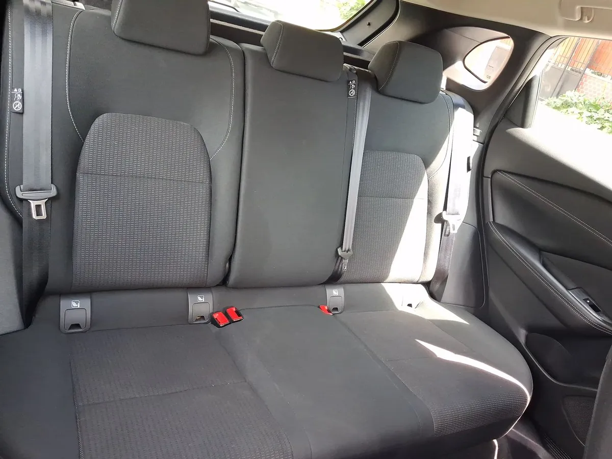 Nissan Qashqai 1.3t Sense 2wd Mt 5p año 2023