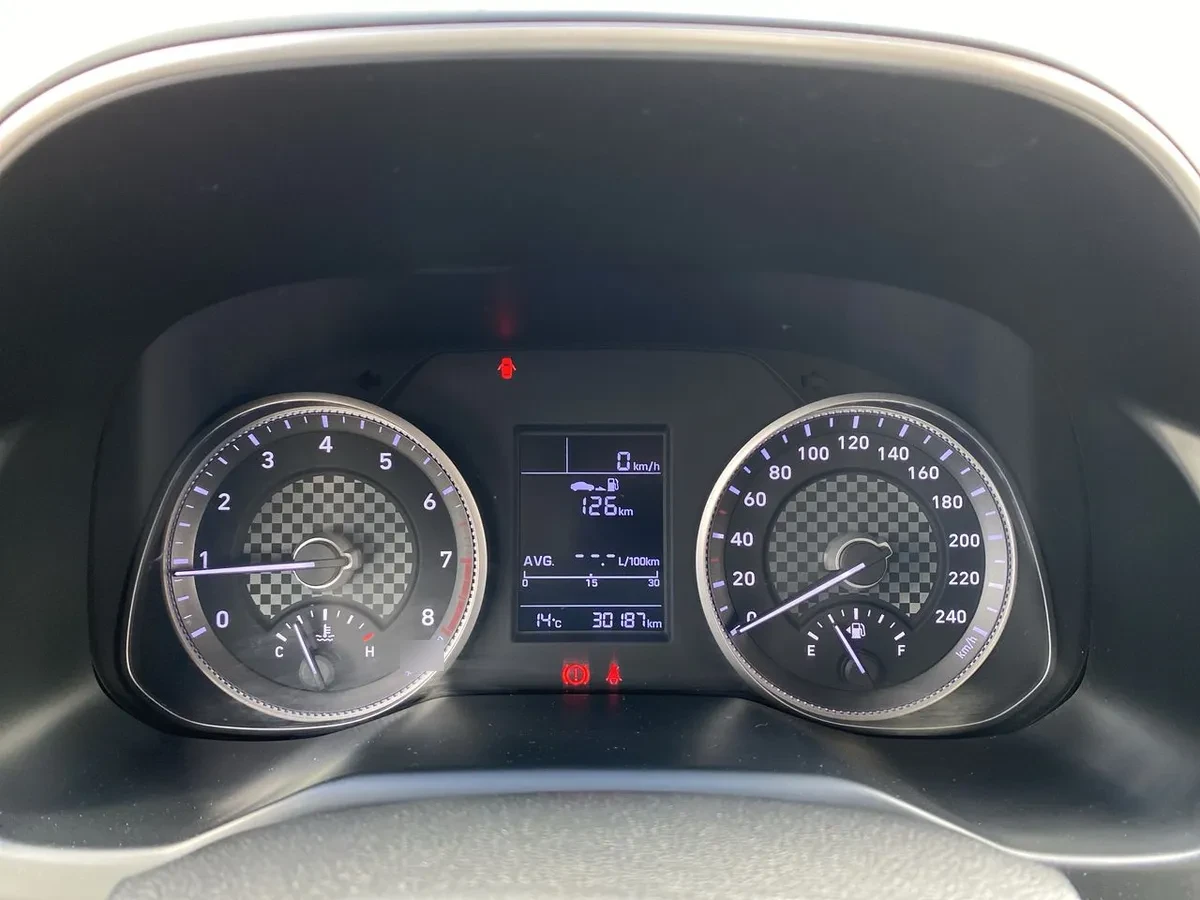 Hyundai Elantra 1.6 Value Fl 4x2 Mt 4p año 2021