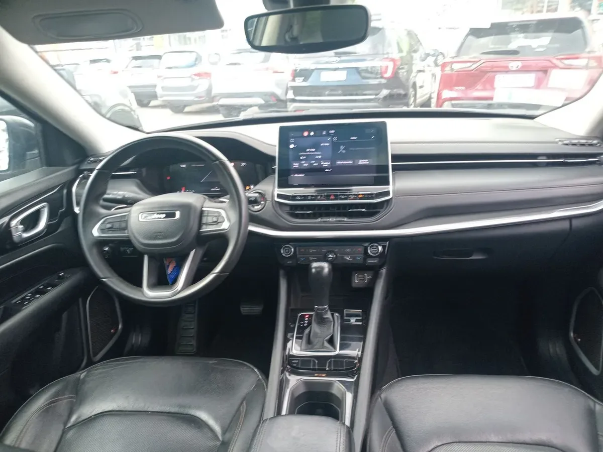 Jeep Compass 1.3 Limited 4x2 At 5p año 2023
