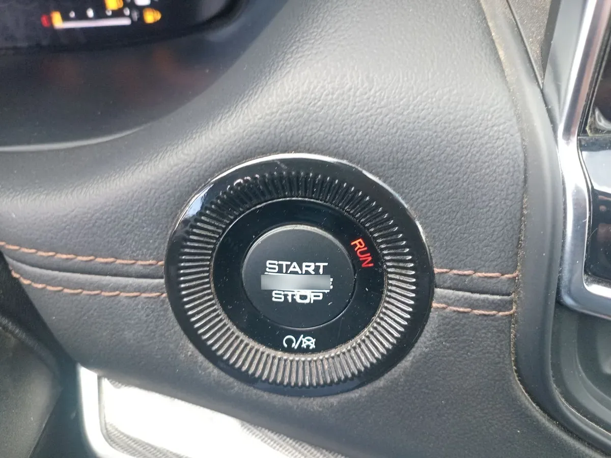 Jeep Compass 1.3 Limited 4x2 At 5p año 2023