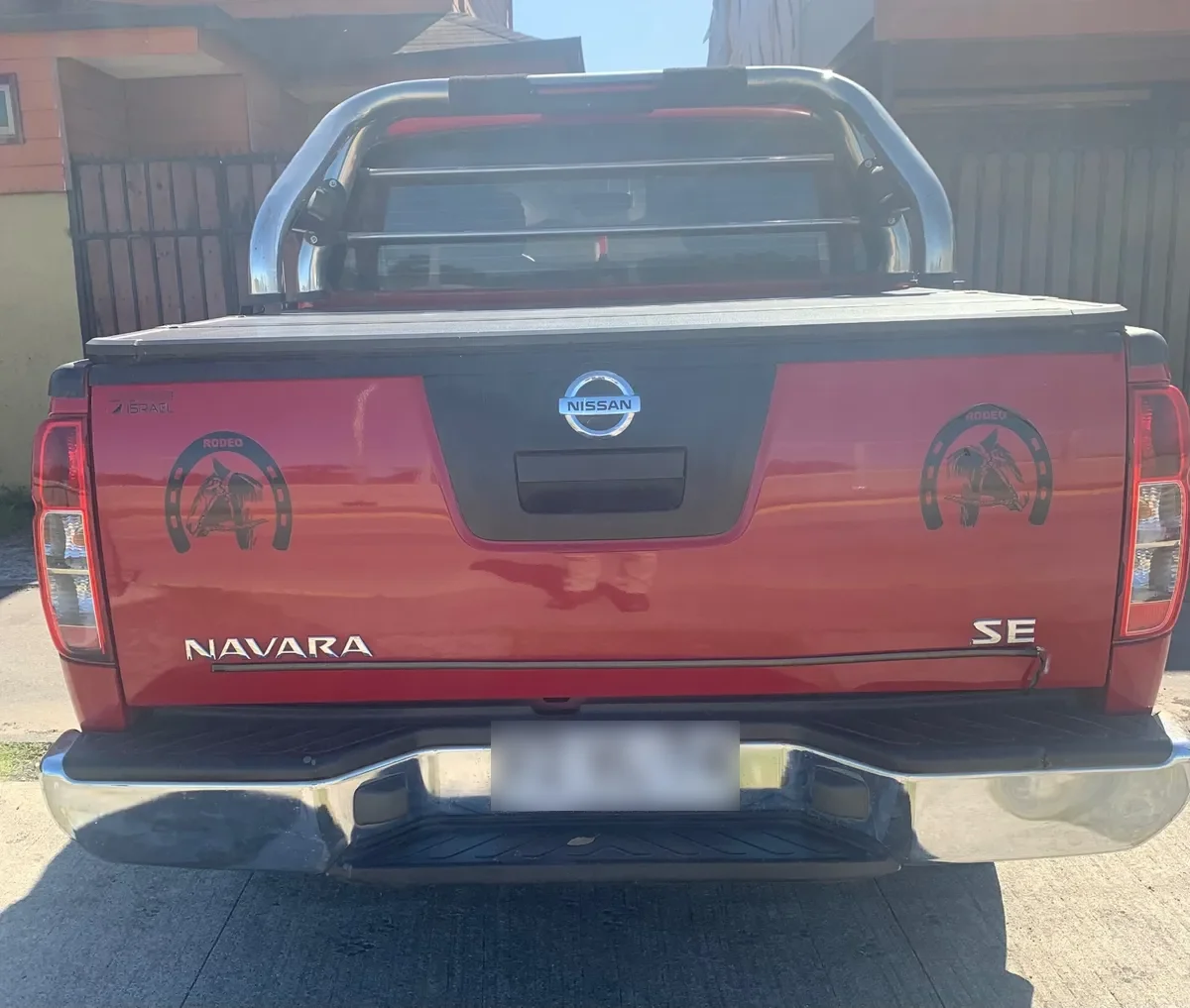 NISSAN NAVARA 2.5 Se Lsd Mt 4x4 Diesel año 2014