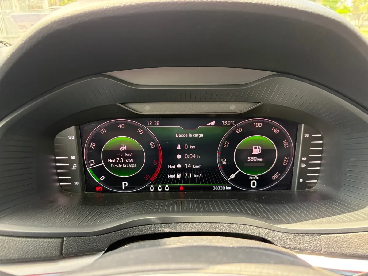 Skoda KAROQ 1.4 Tsi Style At año 2022