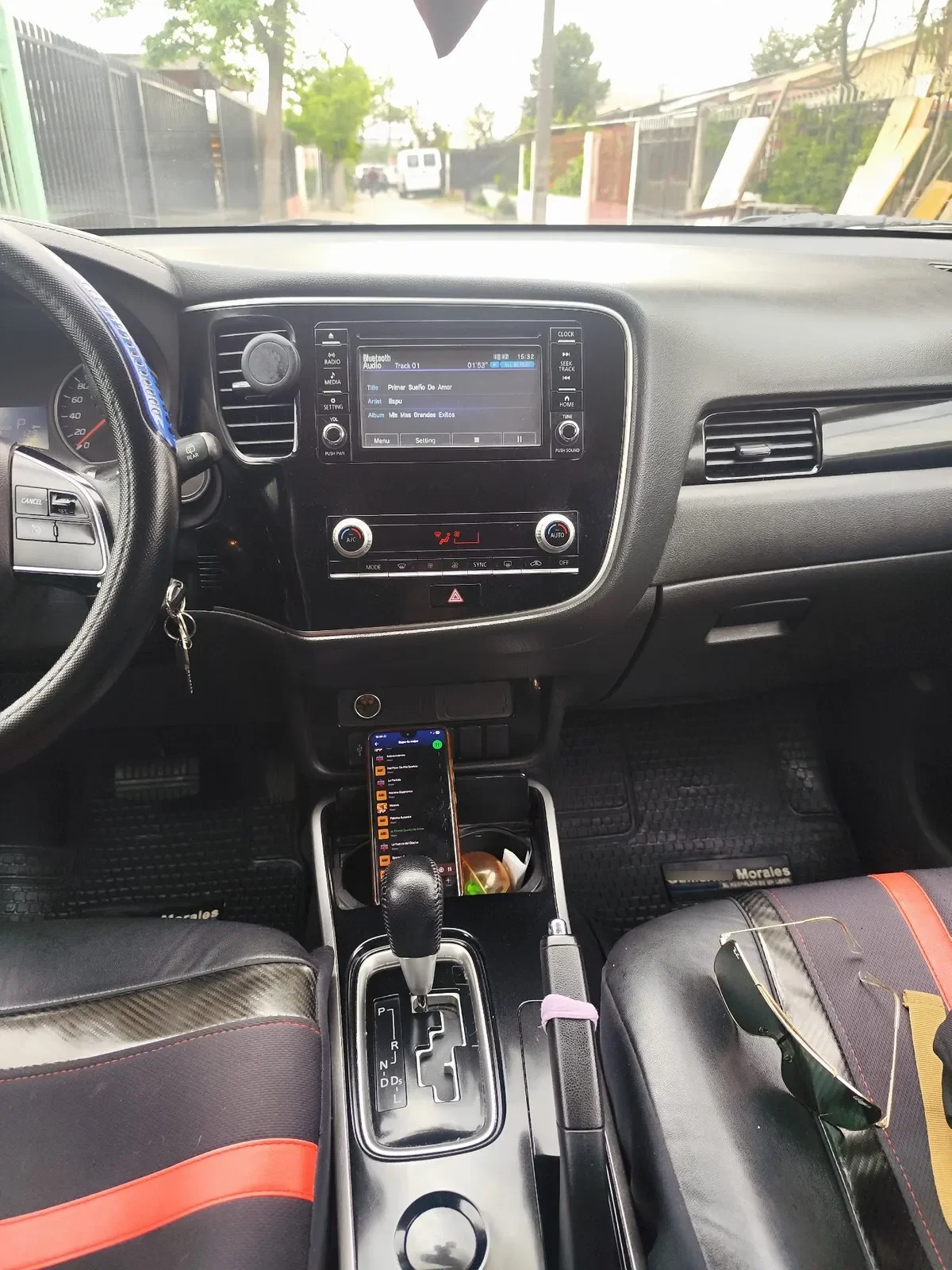 MITSUBISHI OUTLANDER 2.0 Mt 4x2 año 2022