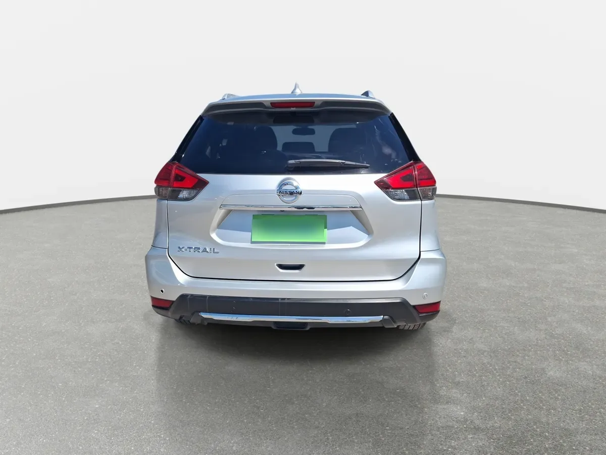 Nissan X-Trail 2.5 Advance 4x2 3row Cvt At 5p año 2021