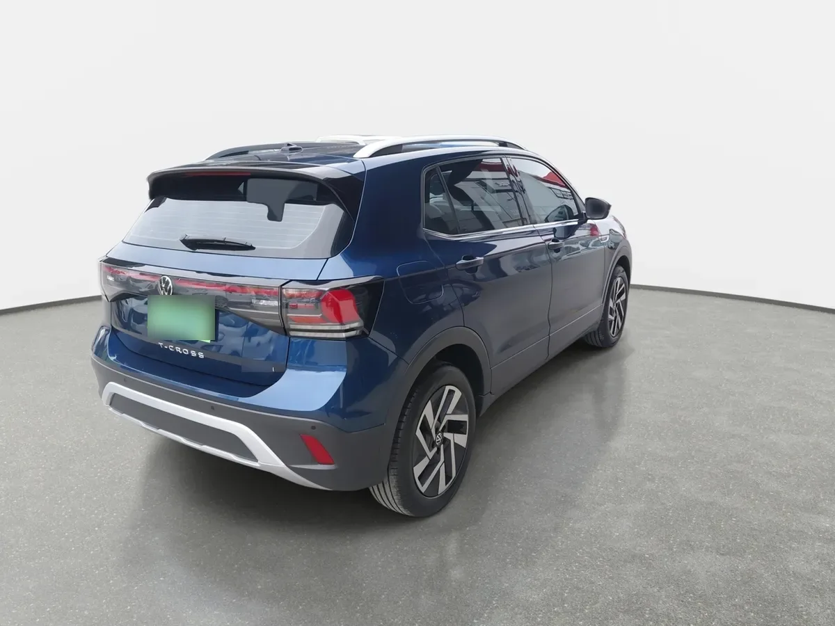 Volkswagen T-Cross 1.0 Tsi Highline 4x2 At 5p año 2025