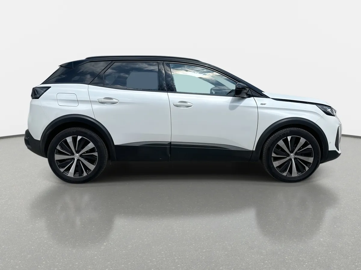 Peugeot 3008 1.6 Gt Black Pack Puretech 180 4x2 Eat8 5p año 2024