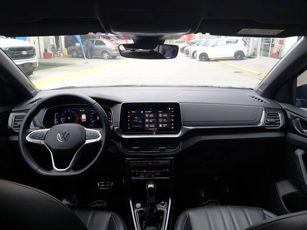 Volkswagen T-Cross 1.0 Tsi Highline 4x2 At 5p año 2025