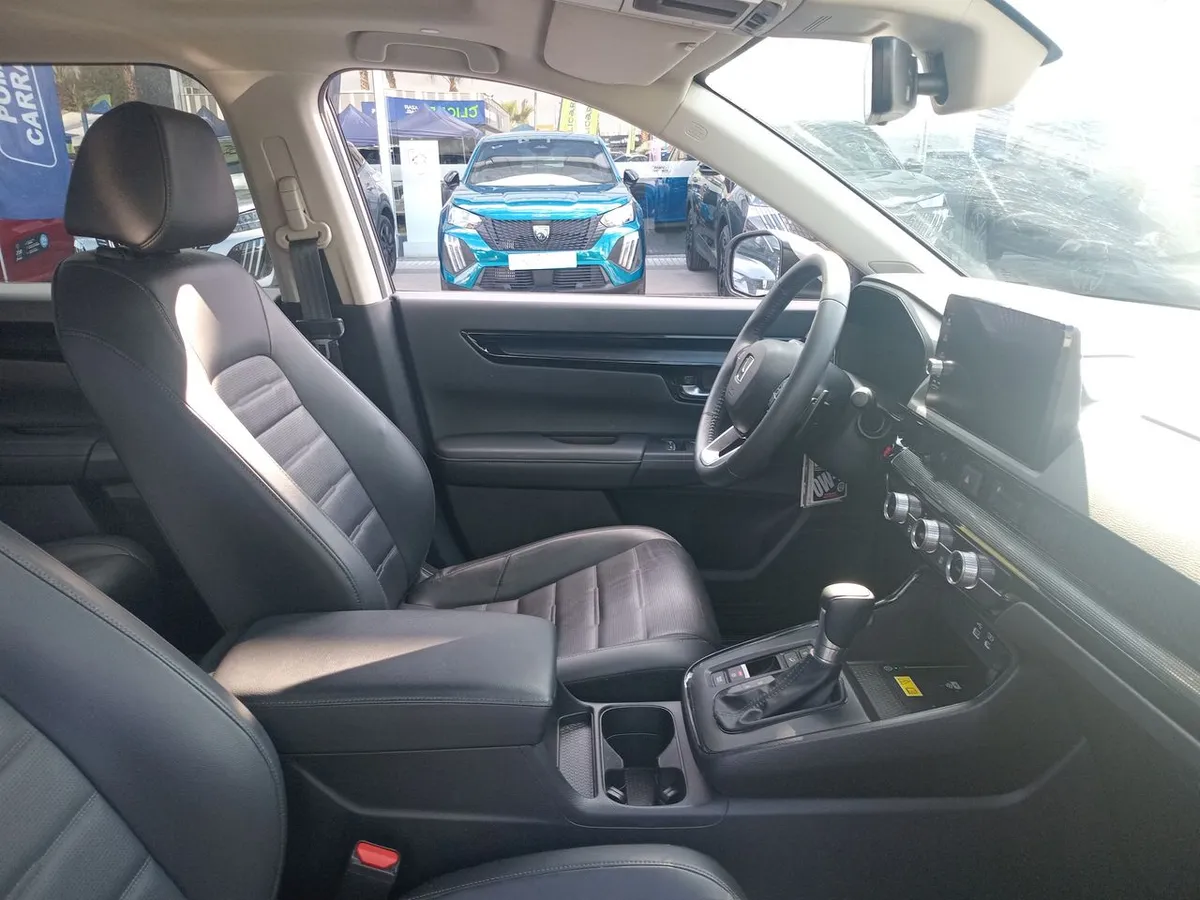Honda Cr-V 1.5t Touring 4x4 Cvt At 5p año 2024