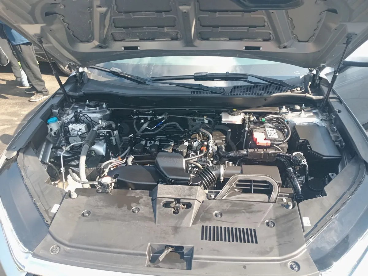 Honda Cr-V 1.5t Touring 4x4 Cvt At 5p año 2024