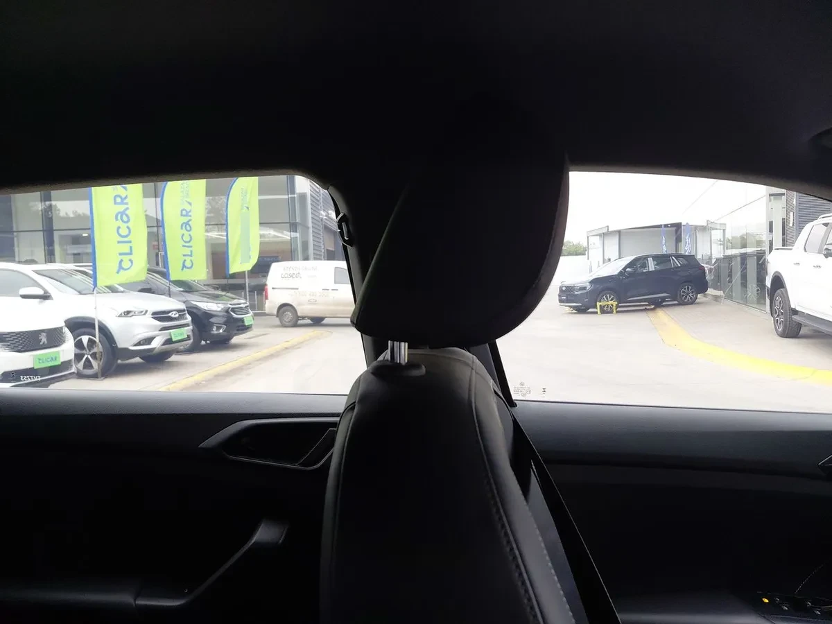 Volkswagen T-Cross 1.0 Tsi Highline 4x2 At 5p año 2025