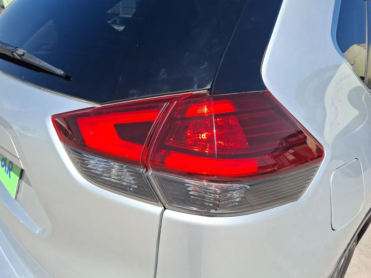 Nissan X-Trail 2.5 Advance 4x2 3row Cvt At 5p año 2021