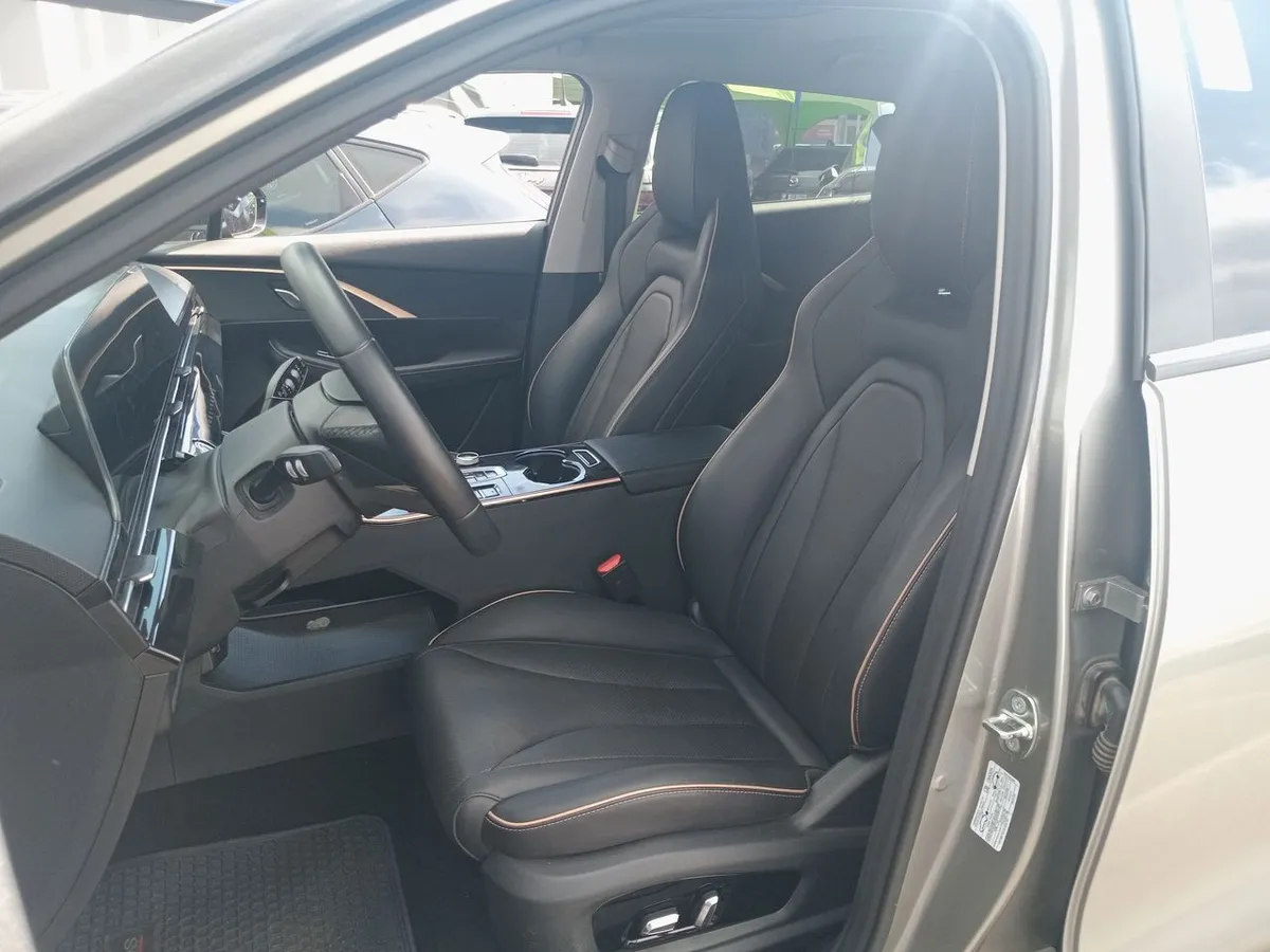 Omoda C5 1.6t Prestige 4x2 Dct At 5p año 2024