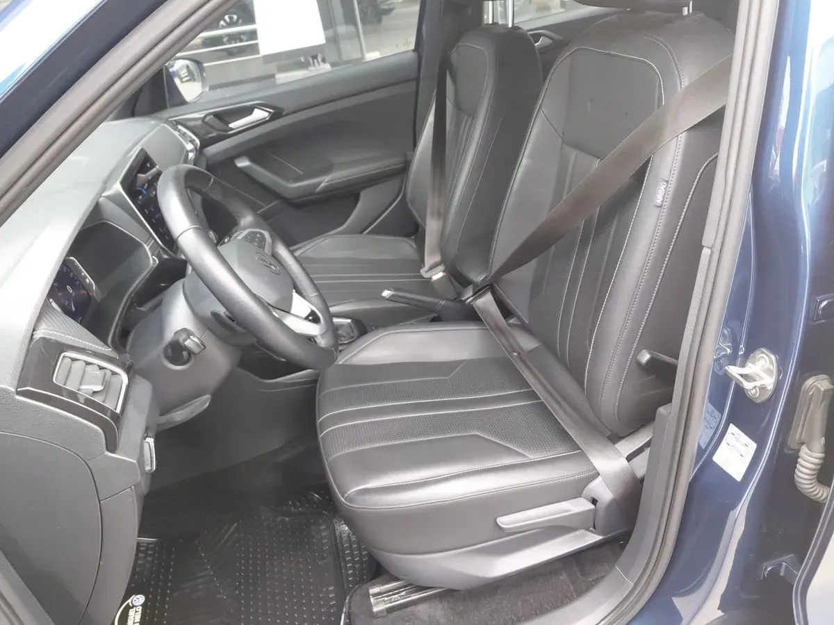 Volkswagen T-Cross 1.0 Tsi Highline 4x2 At 5p año 2025