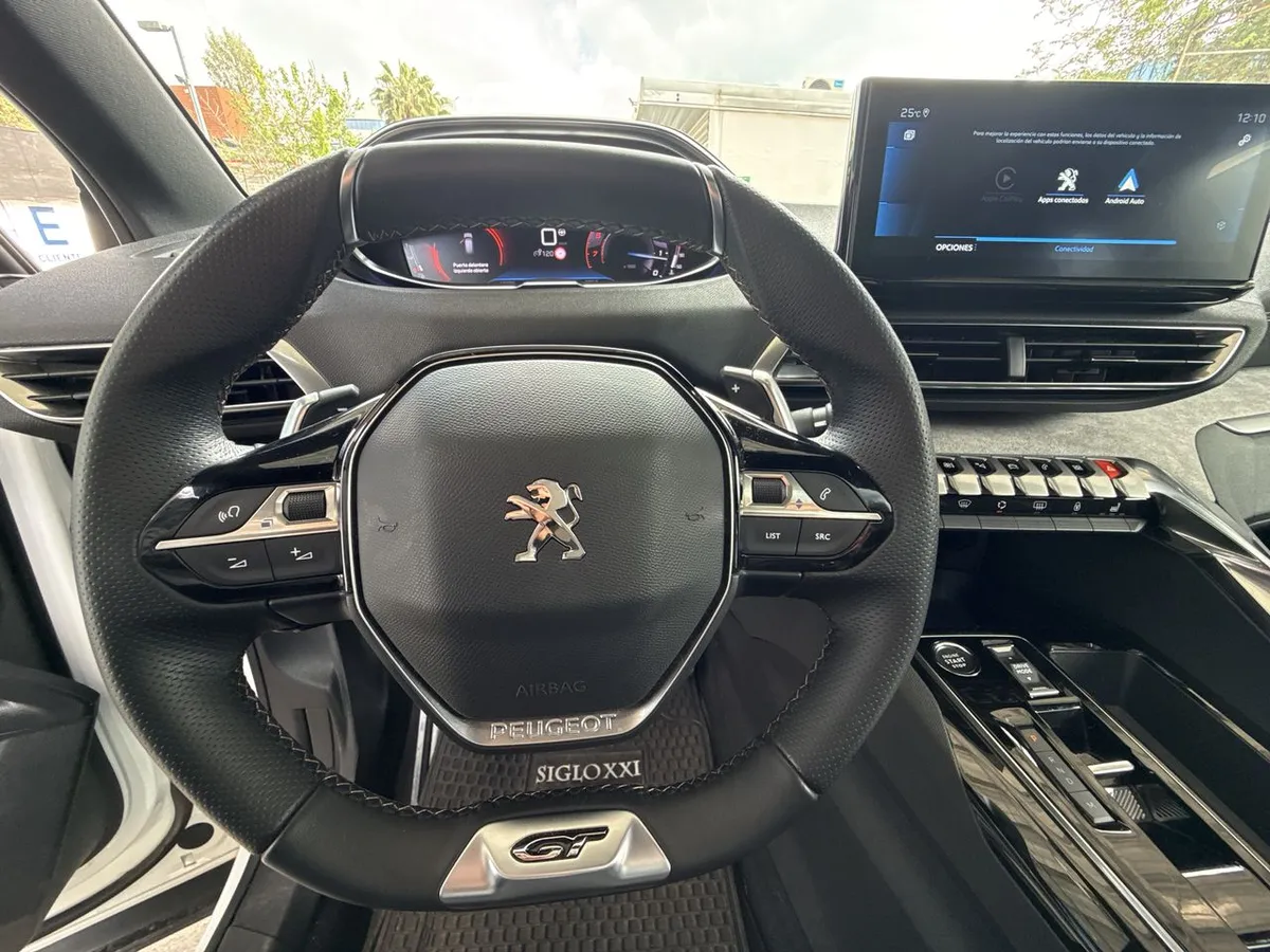 Peugeot 3008 1.6 Gt Black Pack Puretech 180 4x2 Eat8 5p año 2024