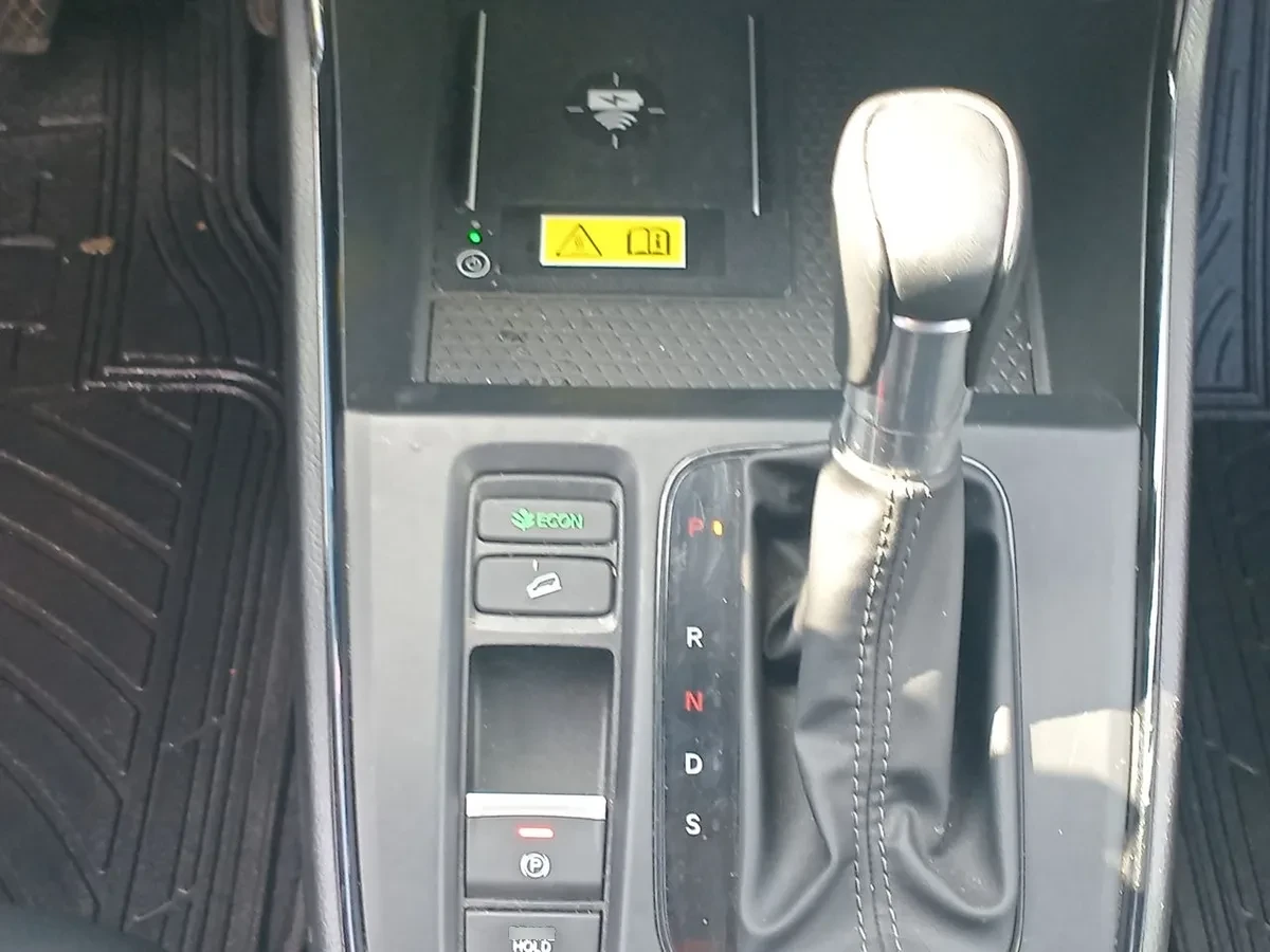 Honda Cr-V 1.5t Touring 4x4 Cvt At 5p año 2024