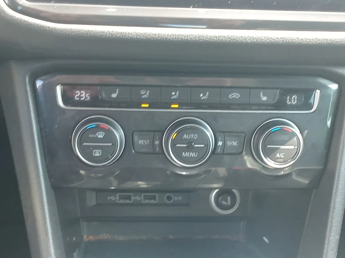 Volkswagen Tiguan 2.0 Tsi Sport 4motion 4x4 180hp At 5p año 2019